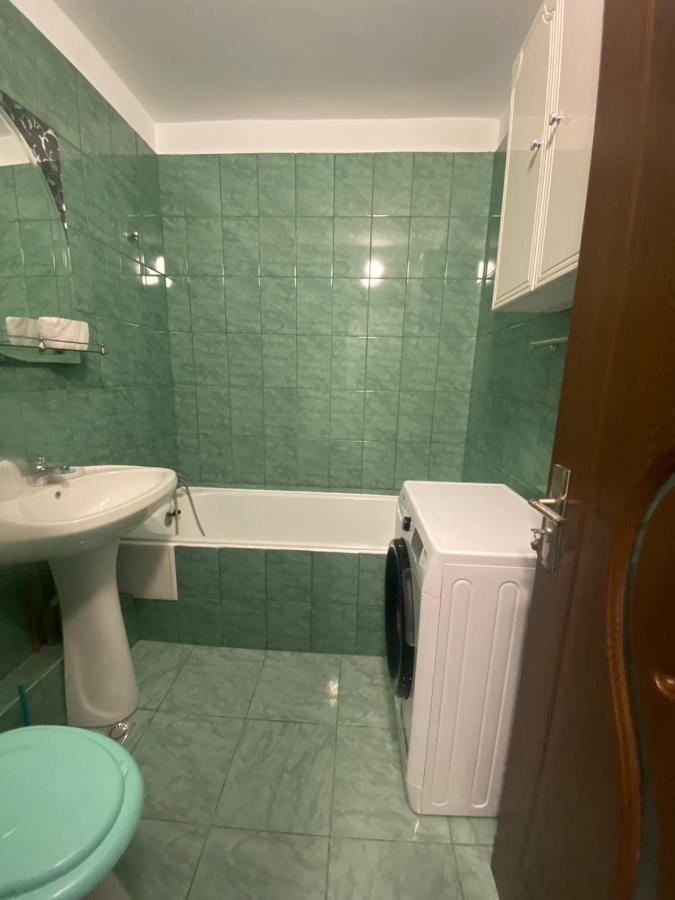 Studio-Ion Mihalache-Bucuresti Esterno foto